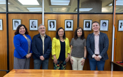 Equipo de la Universidad de Huelva realiza pasantía en Bibliotecas UdeC