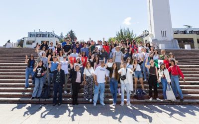 Con recorridos guiados, estudiantes internacionales inician su experiencia en la UdeC