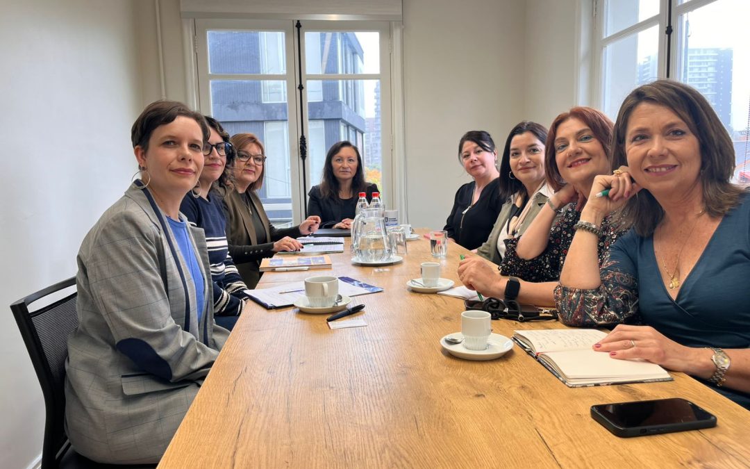 Fortalecen vínculos académicos en Enfermería con visita de delegación española