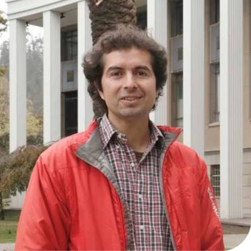 Mauricio Urbina Foneron